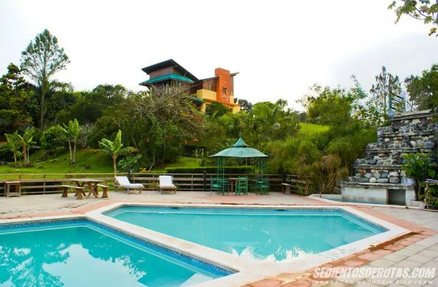Rancho 2 Rios Jarabacoa piscina